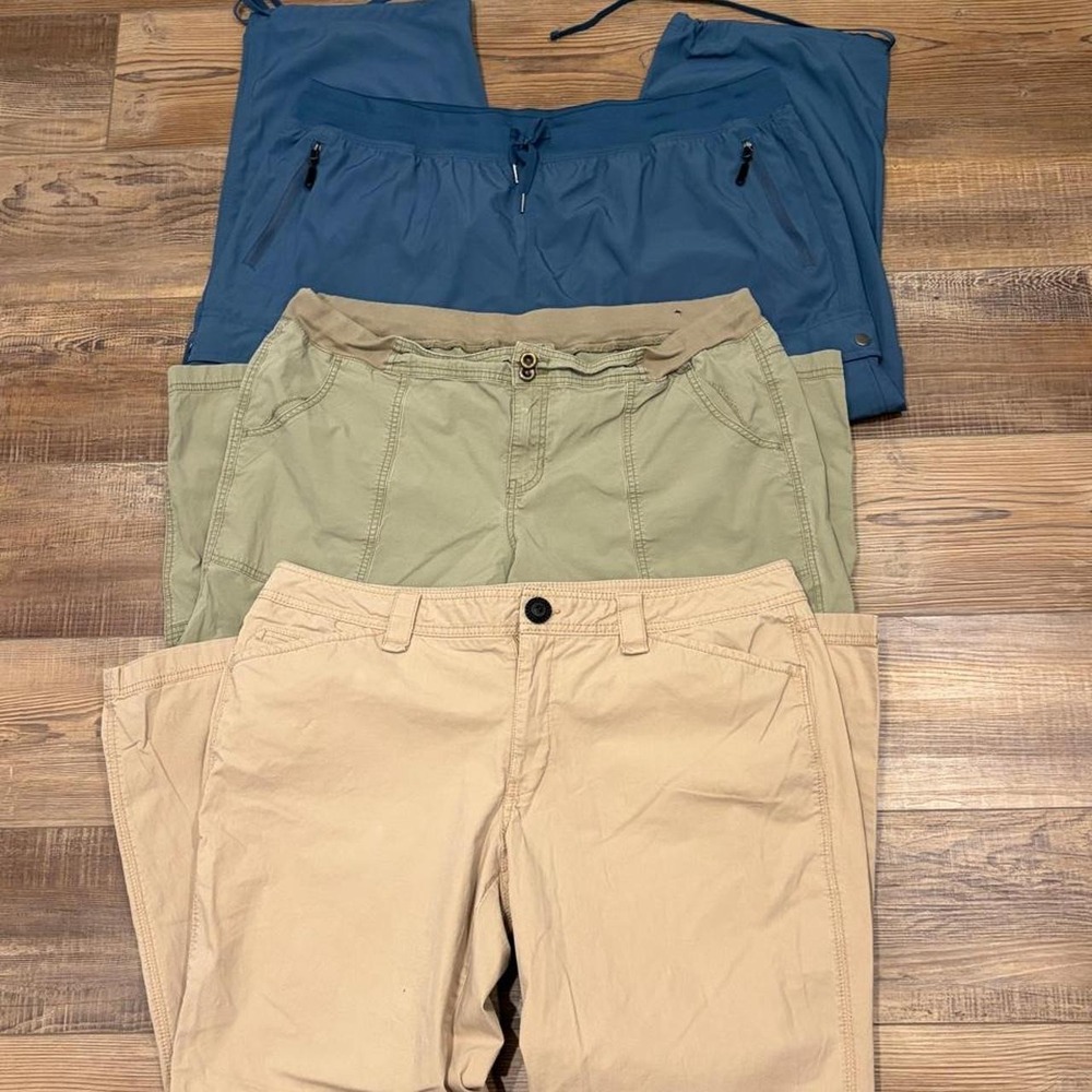 Women's 18/20 plus size bundle capris and one pair pants stretch comfy active